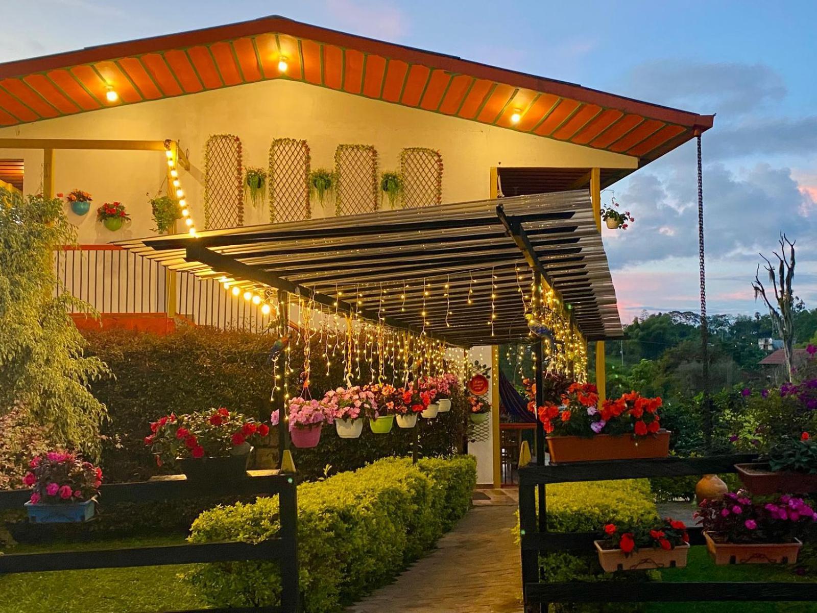 Mamatina Hotel Санта-Роса-де-Кабаль Екстер'єр фото